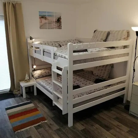 Zimmer Mit Bad Und Ankleideraum + Parkplatz Düsseldorf Extérieur photo
