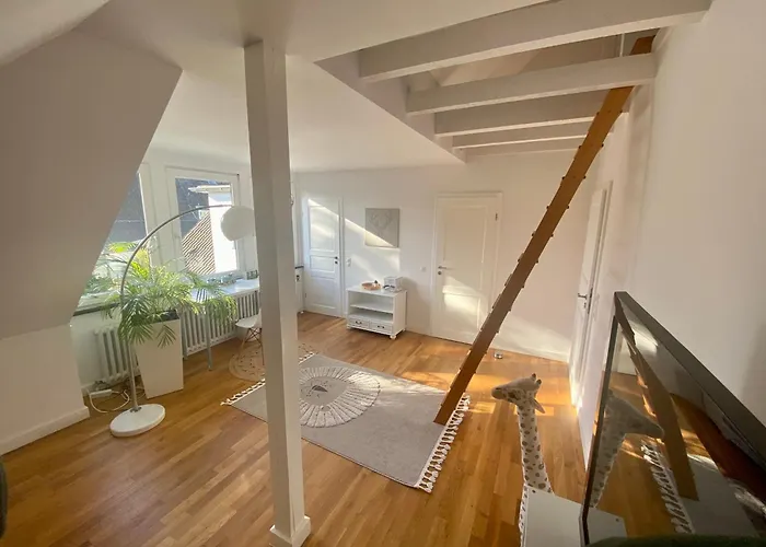 Zimmer Mit Bad Und Ankleideraum + Parkplatz