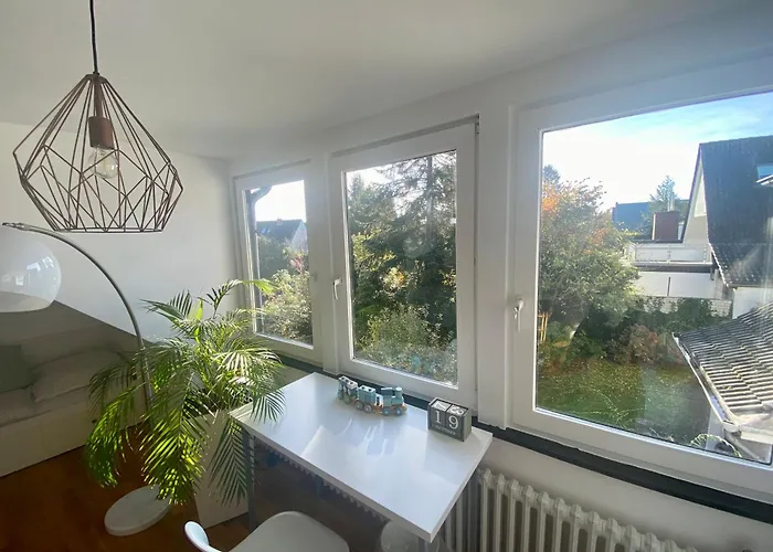 Zimmer Mit Bad Und Ankleideraum + Parkplatz